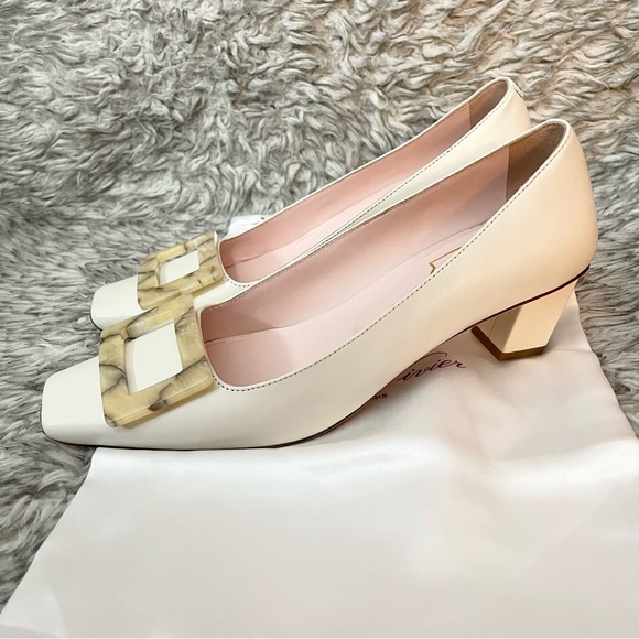 SOLD‼️Roger Vivier Buckle Pumps - Picture 5 of 9